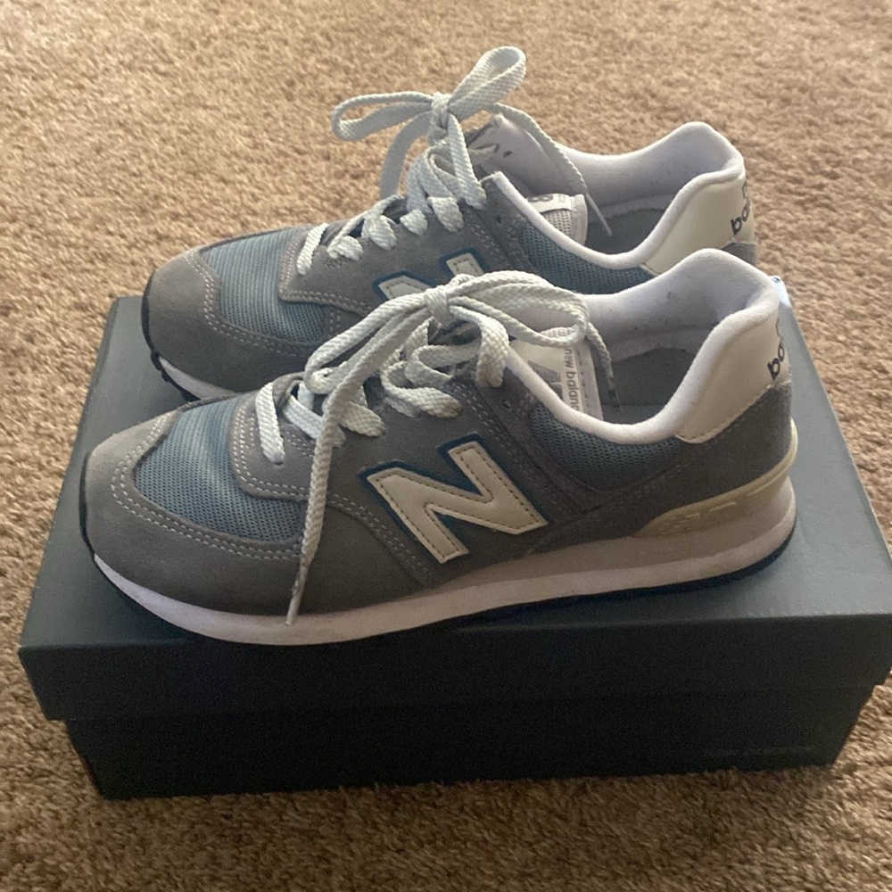 New Balance | Pre-loved History Class 574s Classics - Picture 5 of 11